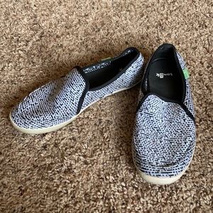 Sanuk SlipOn
